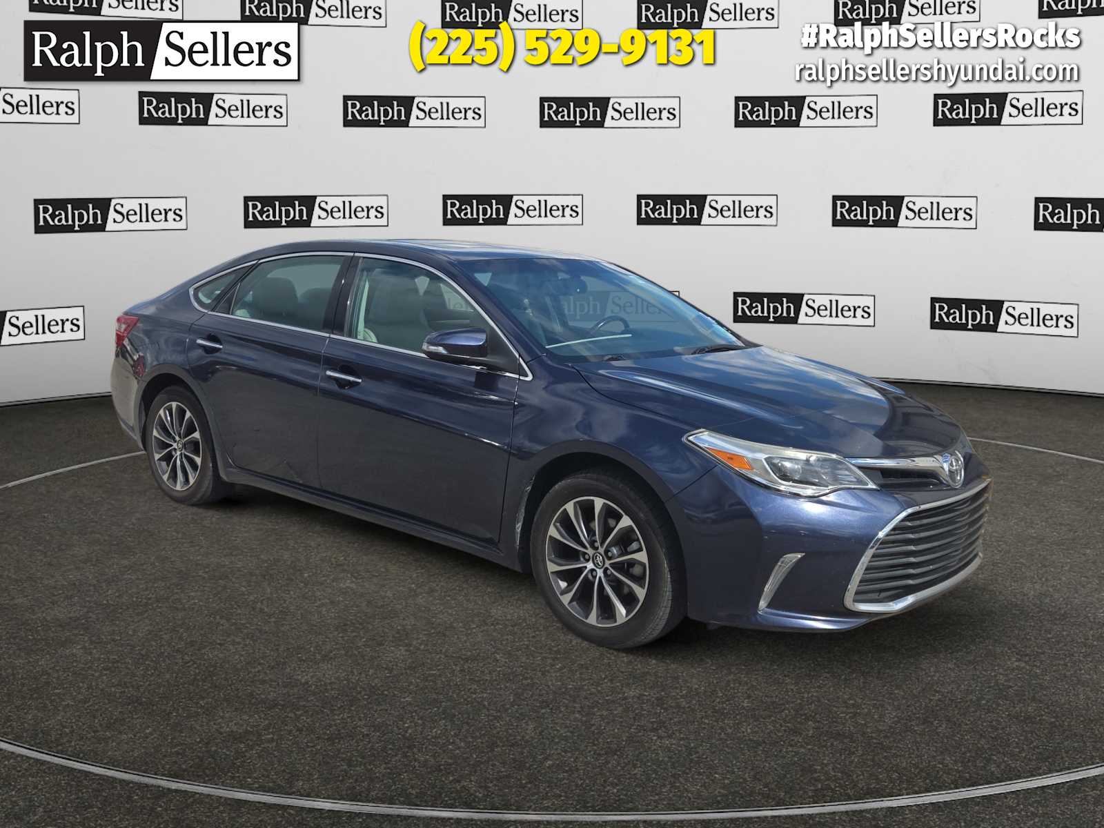 2016 Toyota Avalon XLE Plus