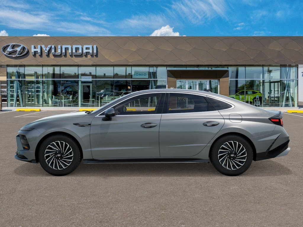 New 2026 Hyundai Sonata Hybrid Limited Sedan
