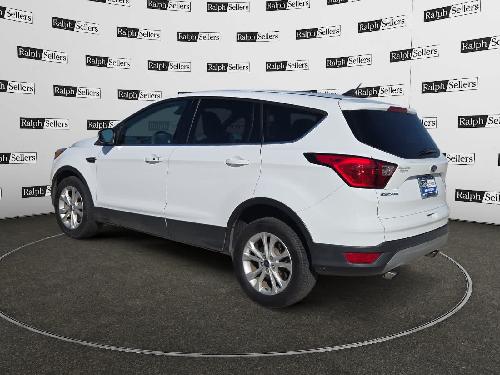 2019 Ford Escape SE photo 4