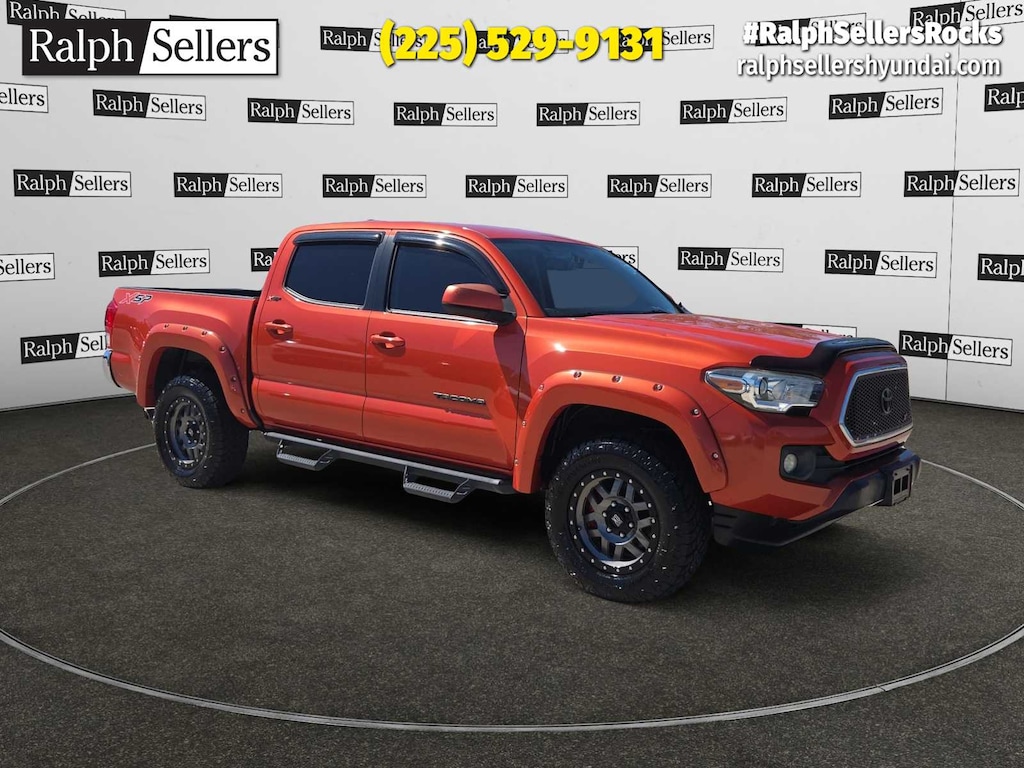 Used 2017 Toyota Tacoma SR5 Double Cab 5 Bed V6 4x2 AT (GS) Double Cab 5 Bed V6 4x2 AT (GS)