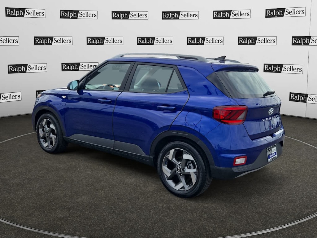 Used 2022 Hyundai Venue SEL SUV