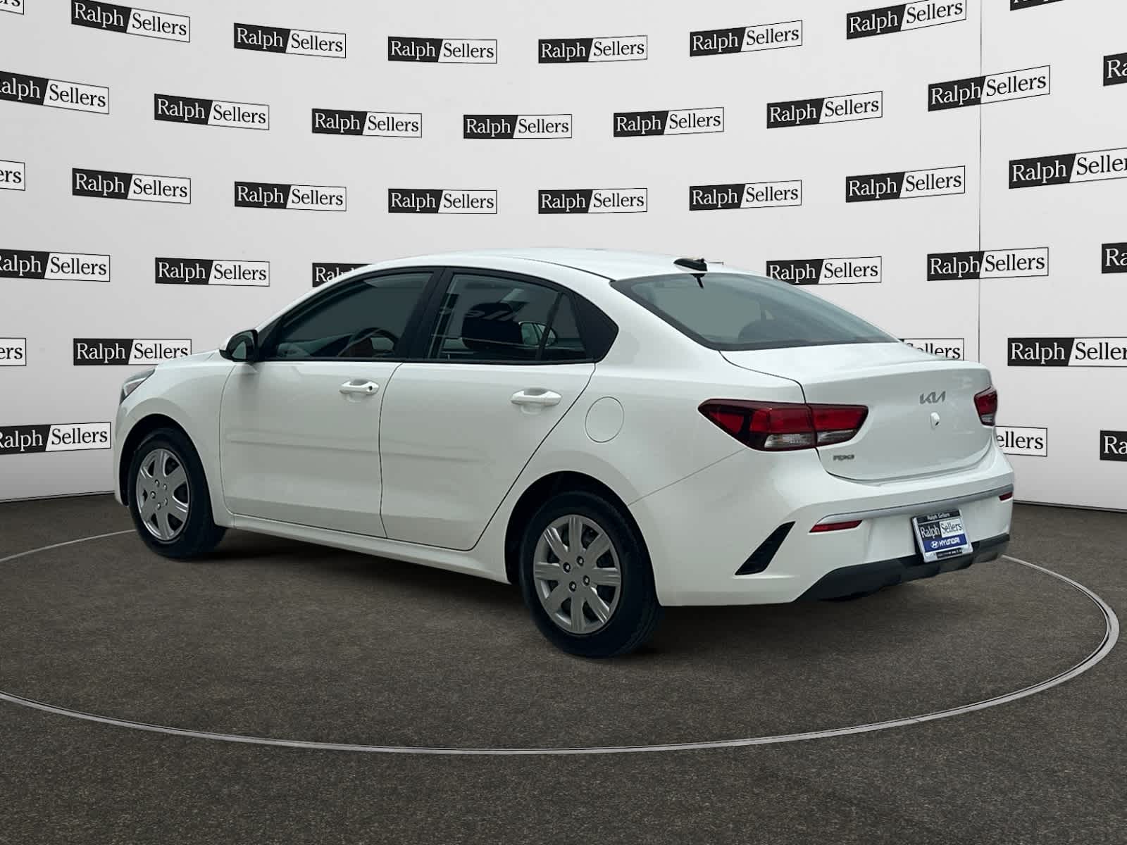 2023 Kia Rio LX photo 4