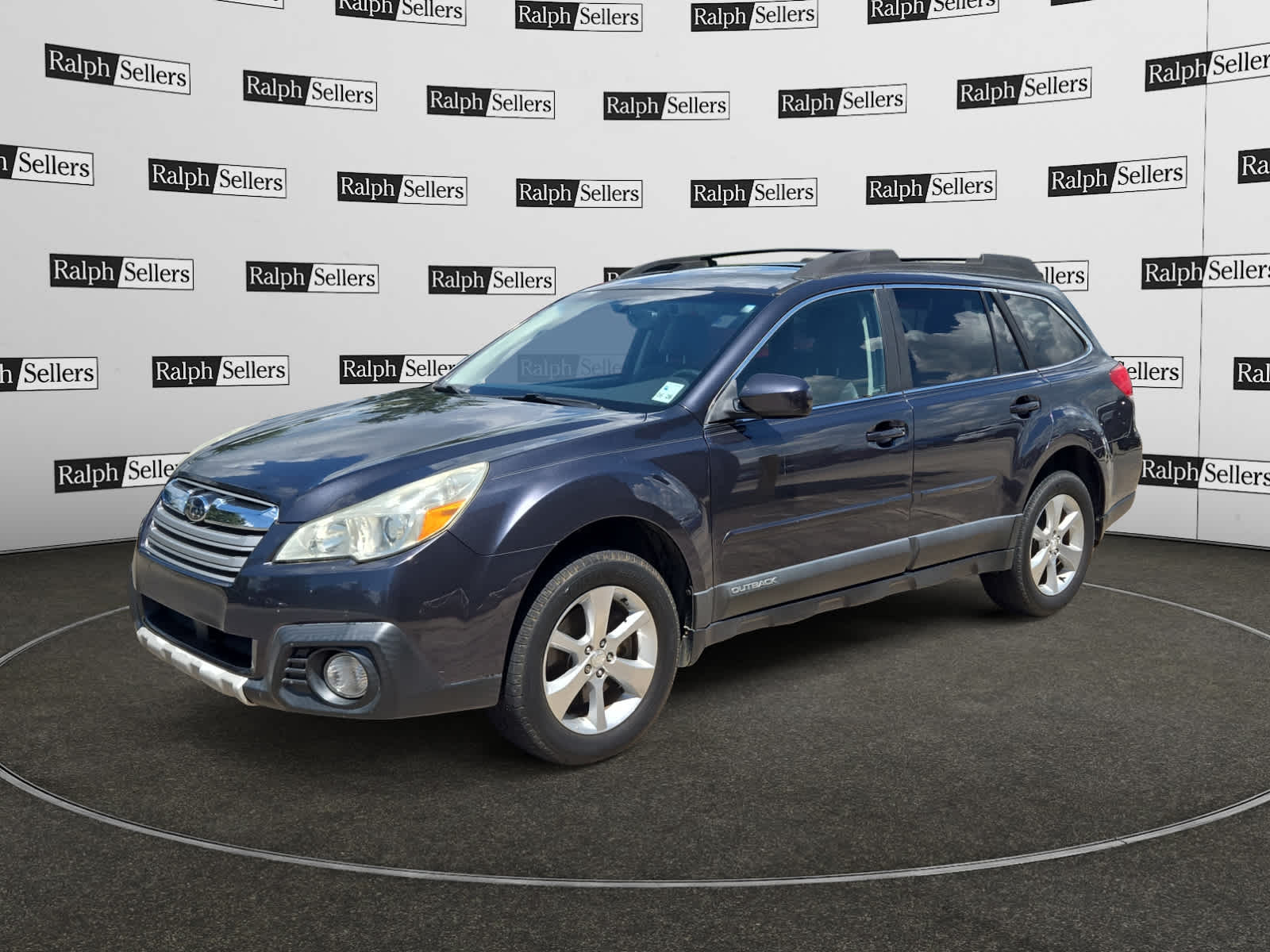 Used 2013 Subaru Outback Limited with VIN 4S4BRDPCXD2229586 for sale in Gonzales, LA