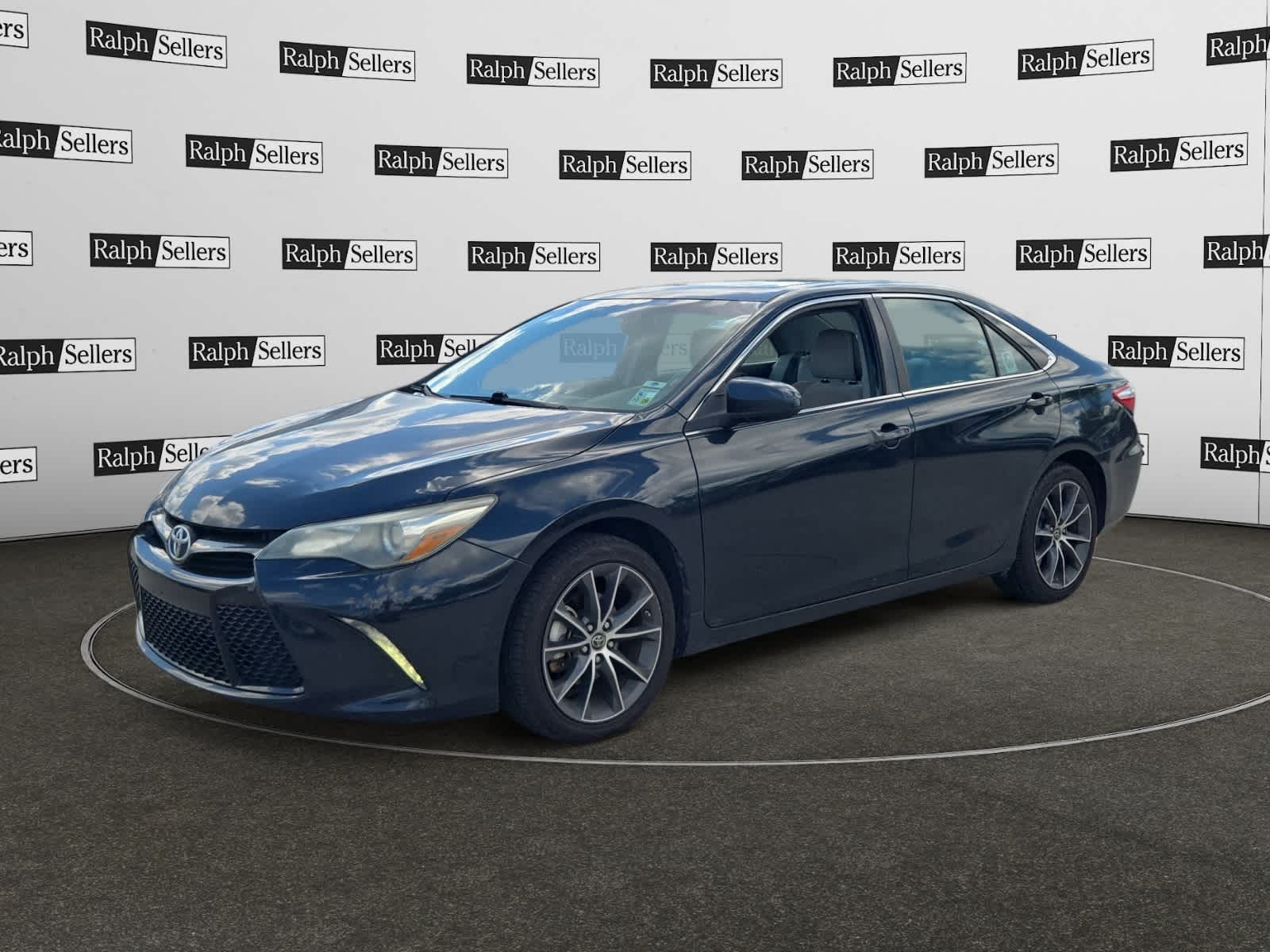 Used 2015 Toyota Camry XSE with VIN 4T1BF1FK9FU106224 for sale in Gonzales, LA
