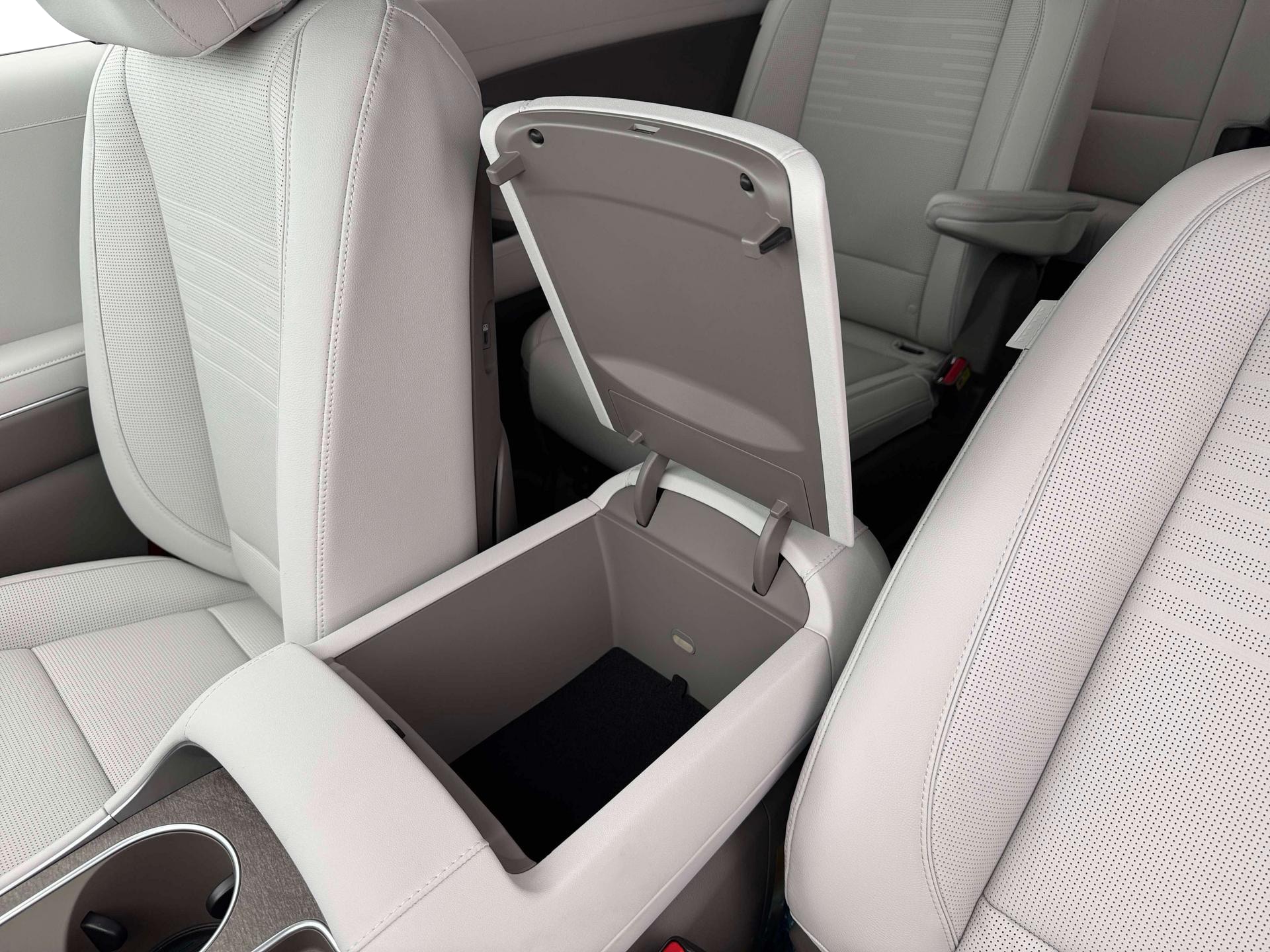 2026 Hyundai Palisade Limited - Photo 19