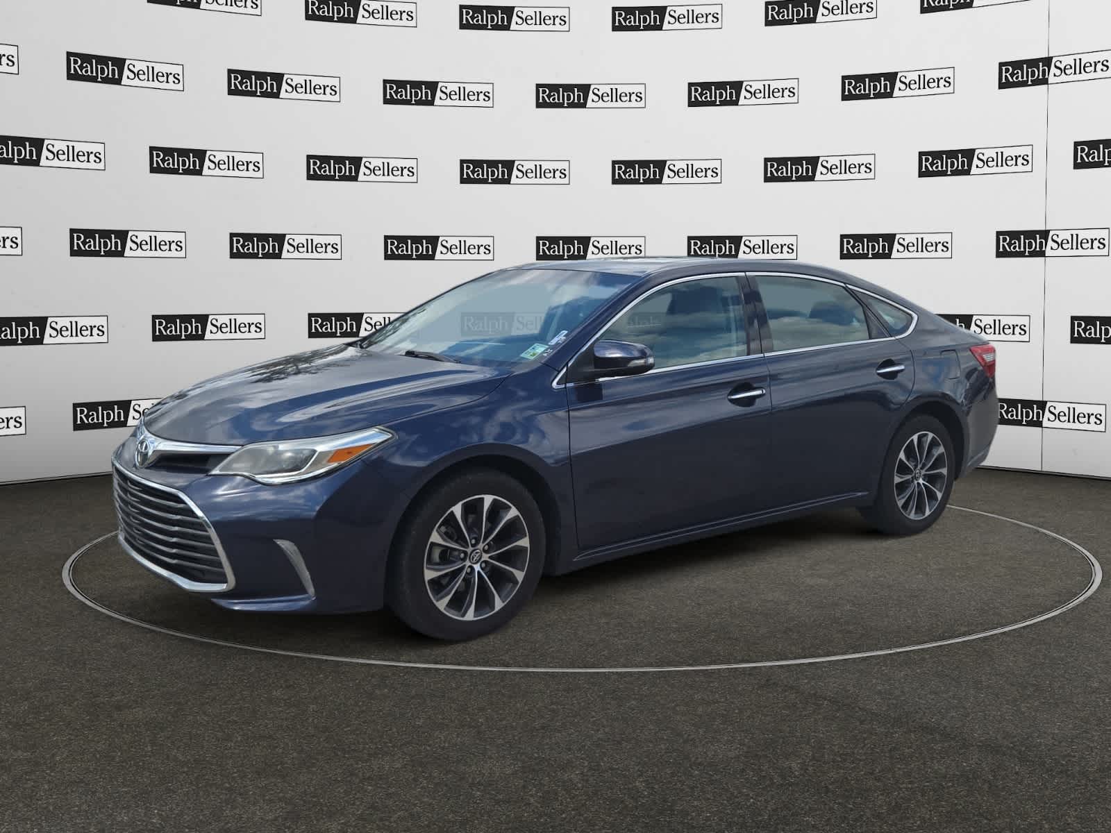Used 2016 Toyota Avalon XLE Plus with VIN 4T1BK1EB2GU220869 for sale in Gonzales, LA
