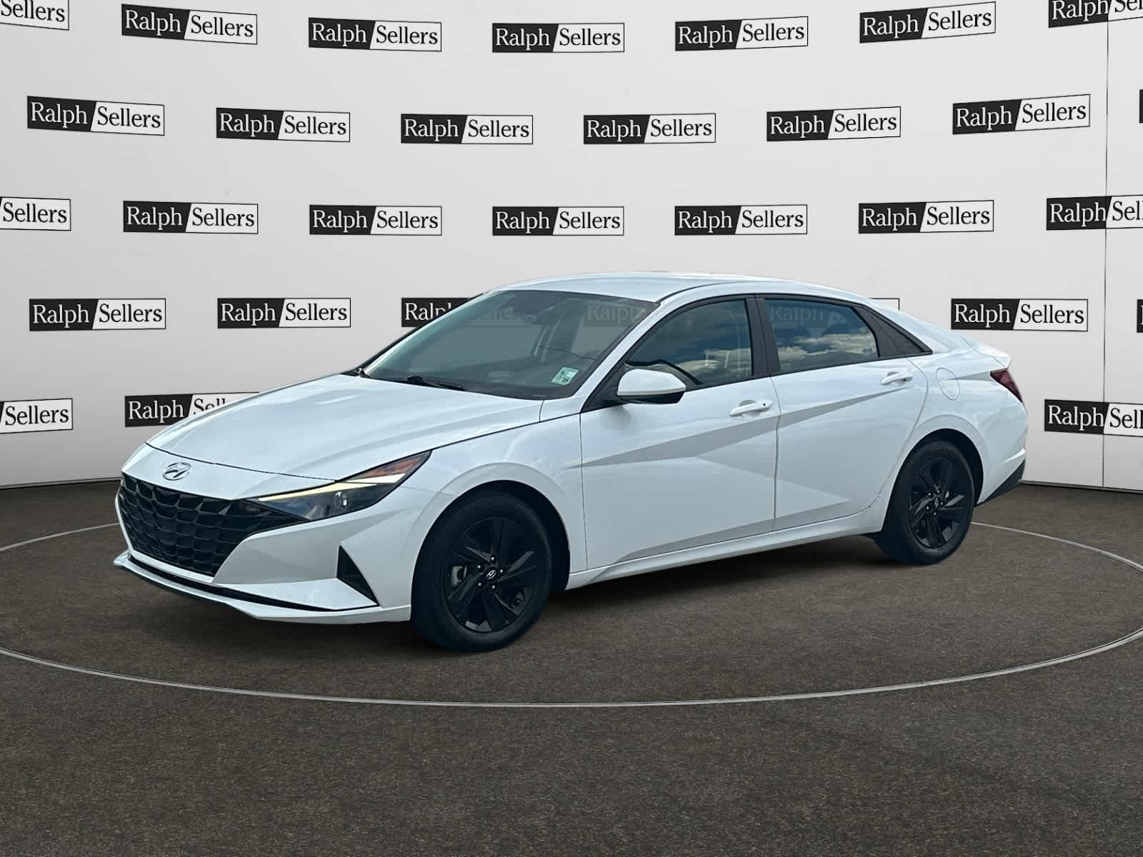 Used 2021 Hyundai Elantra SEL with VIN 5NPLM4AG5MH019561 for sale in Gonzales, LA