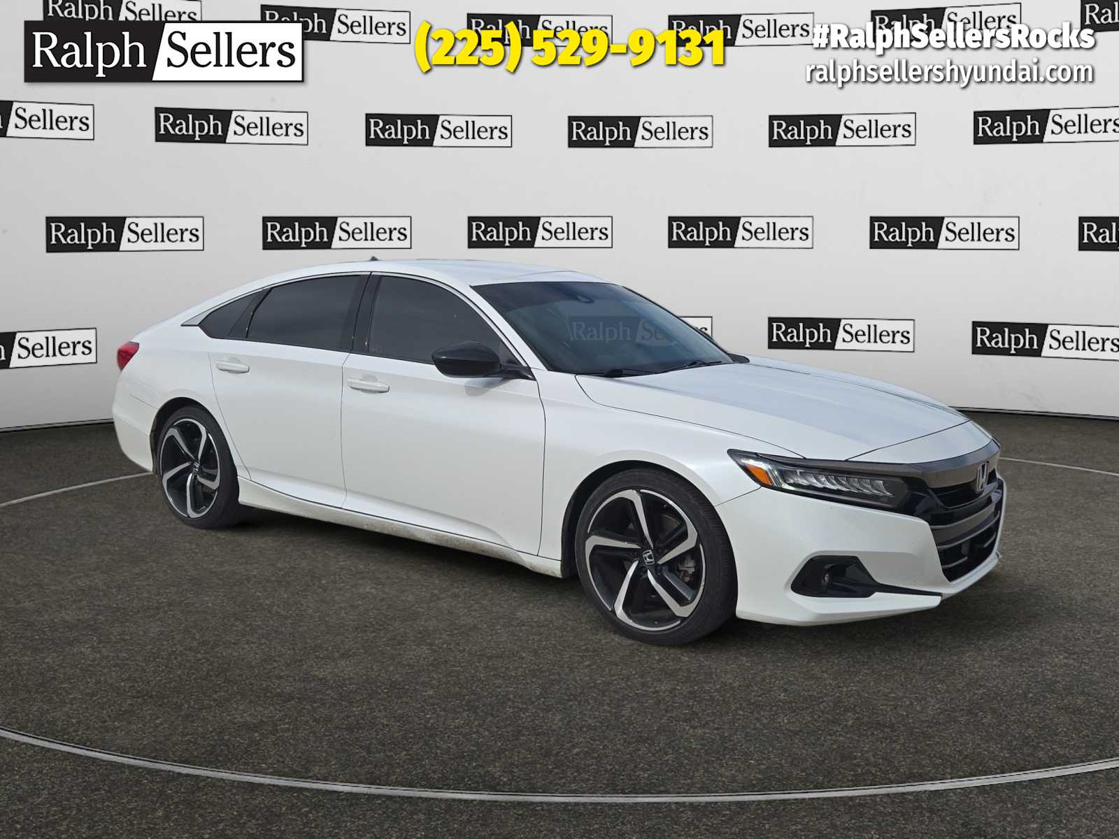 2021 Honda Accord Sport's photo