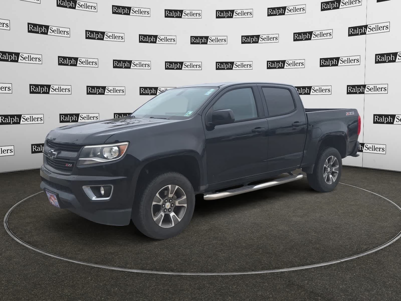 2018 Chevrolet Colorado Z71 photo 2