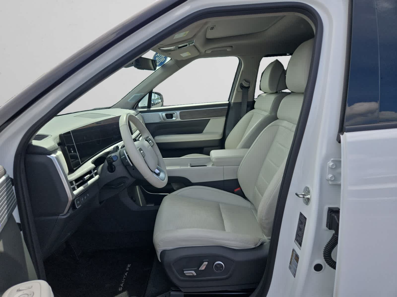 2024 Hyundai Santa Fe Limited - Photo 9