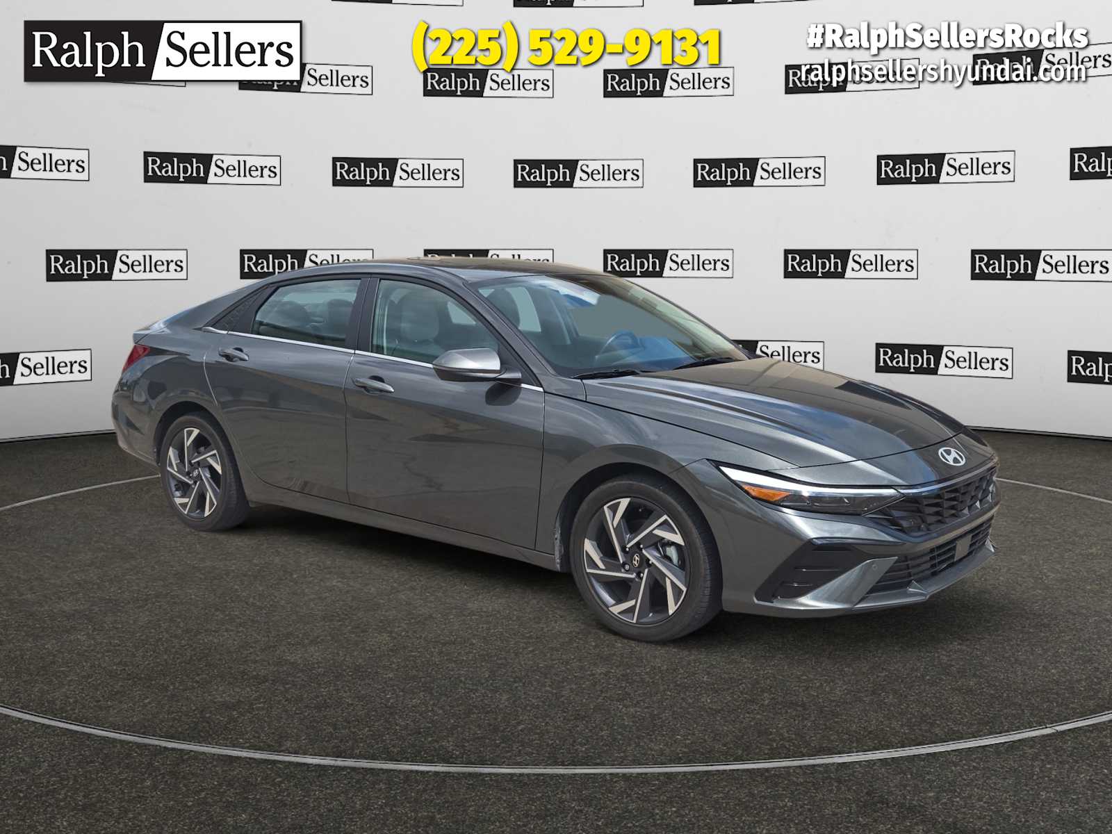 2024 Hyundai Elantra 1.6 HEV Limited DCT's photo