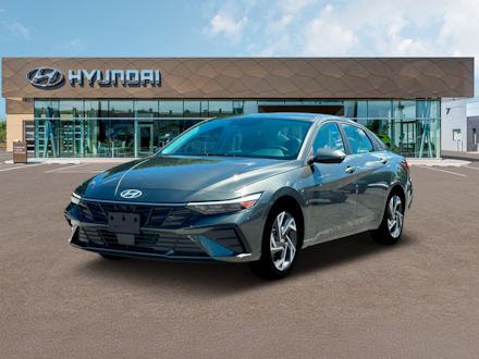 2025 Hyundai Elantra Limited Sedan