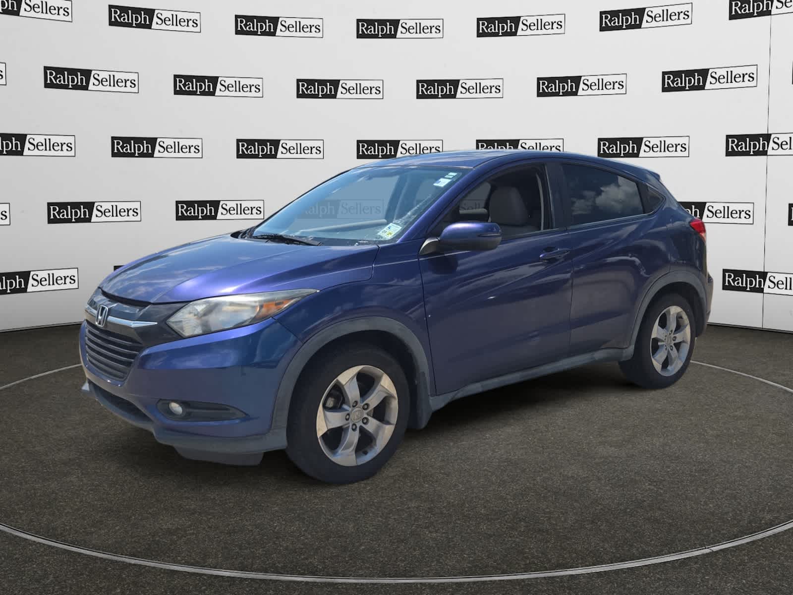 Used 2016 Honda HR-V EX with VIN 3CZRU5H58GM713285 for sale in Gonzales, LA