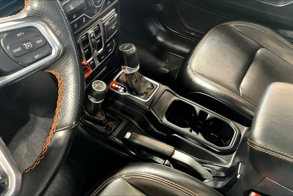 2022 Jeep Gladiator Mojave - Photo 17