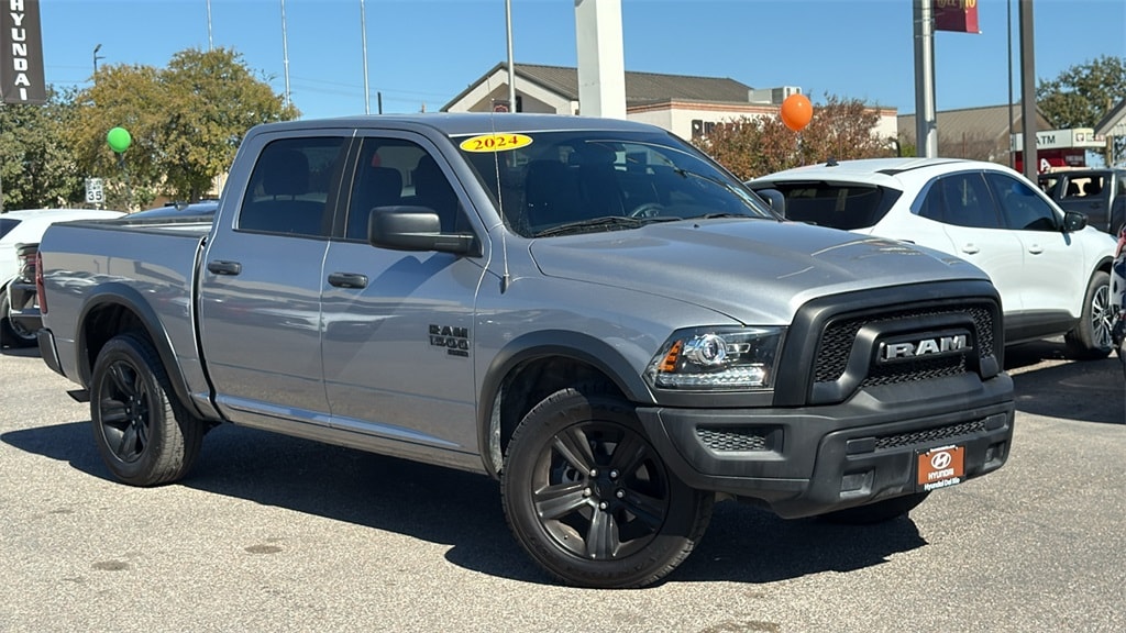 2024 RAM Ram 1500 Classic Warlock's photo
