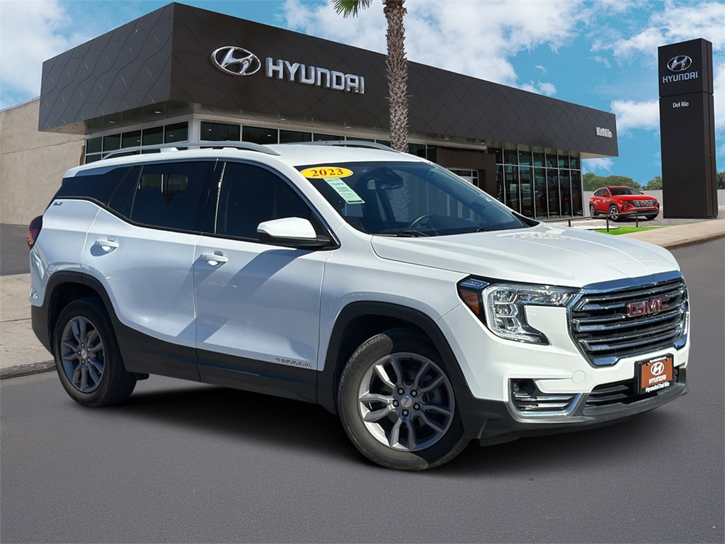 2023 GMC Terrain SLT's photo