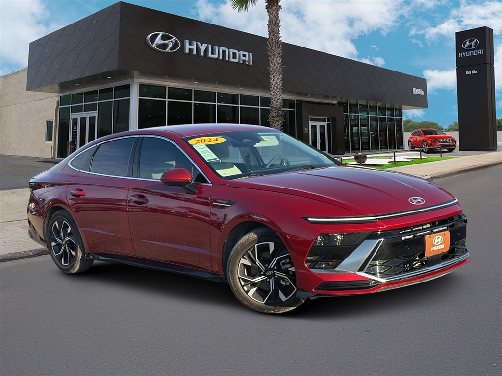 2024 Hyundai Sonata SEL's photo