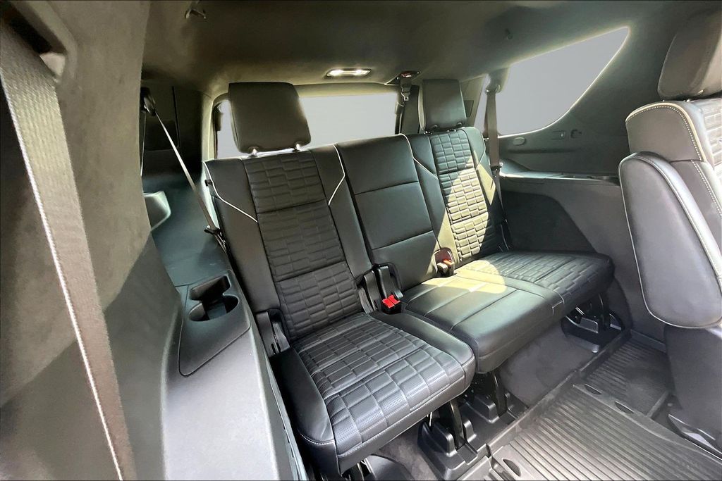 2024 Cadillac Escalade V-Series - Photo 25