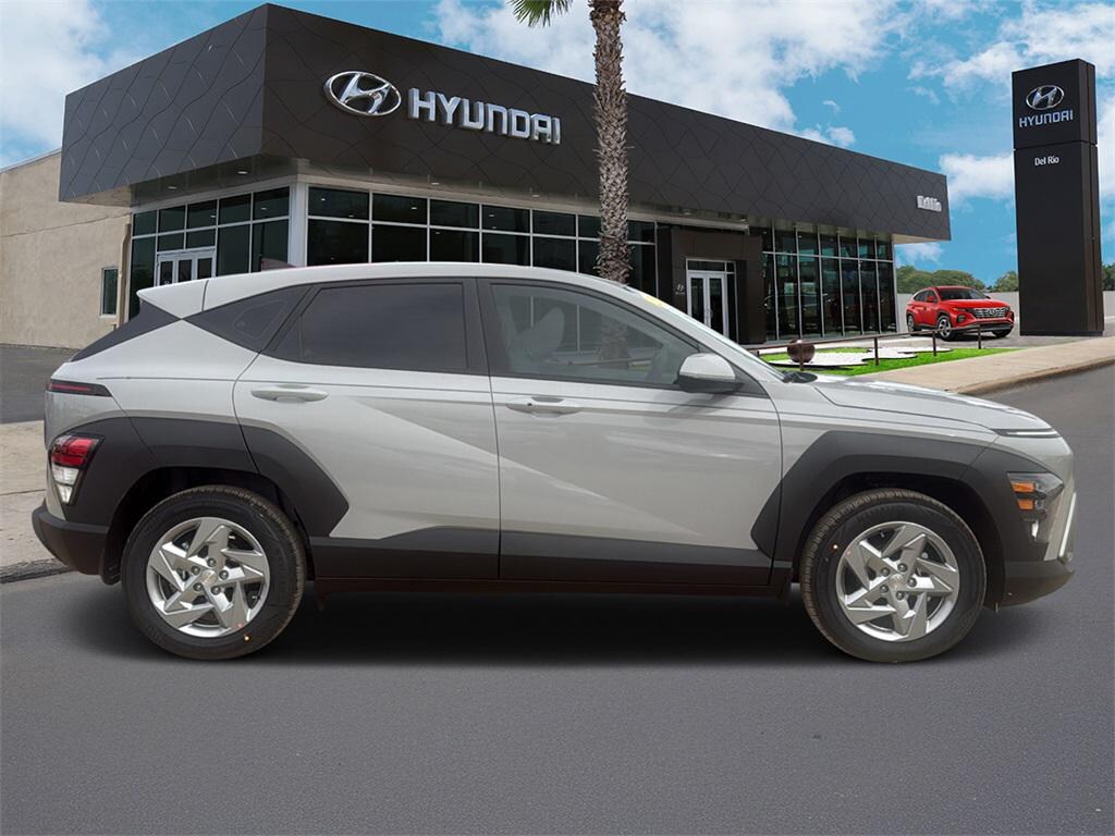 New 2026 Hyundai Kona SE FWD SUV