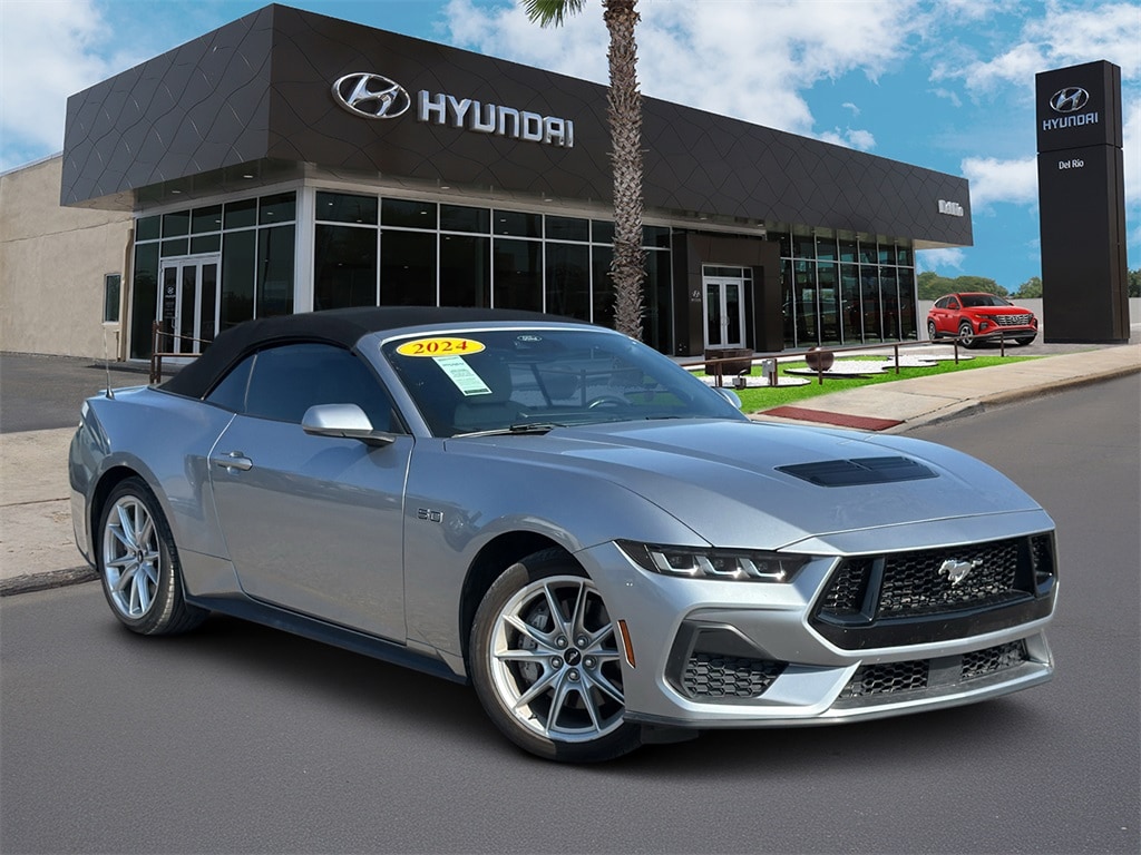 2024 Ford Mustang GT Premium's photo