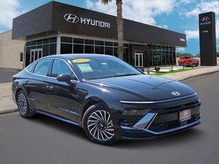 New 2024 Hyundai Sonata Hybrid Limited Sedan for sale in Del RIo, Texas