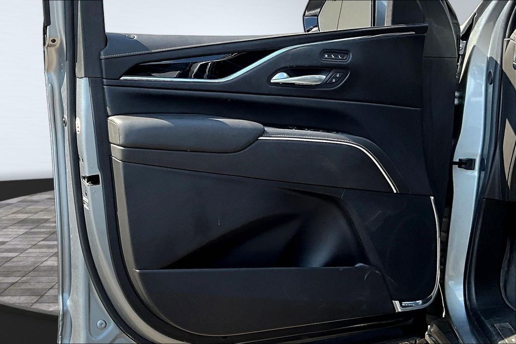 2024 Cadillac Escalade V-Series - Photo 20