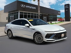 2026 Hyundai Sonata Hybrid Limited Sedan