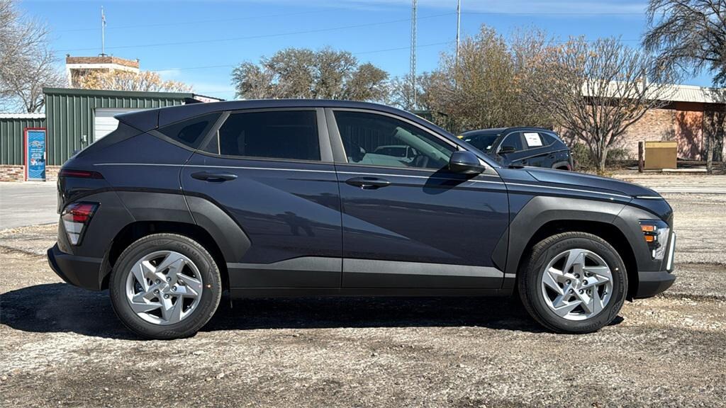 New 2026 Hyundai Kona SE FWD SUV