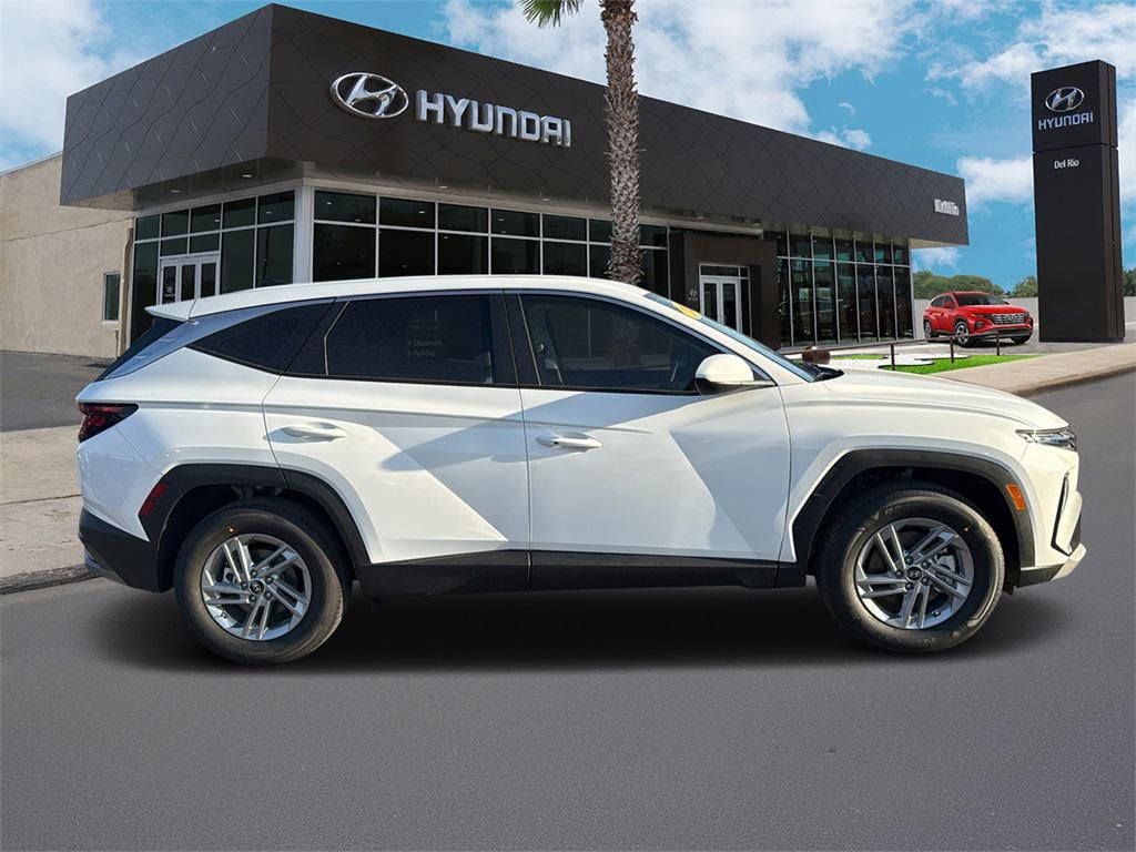 New 2026 Hyundai Tucson SE FWD SUV