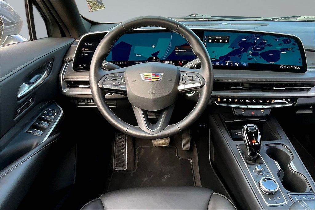 2025 Cadillac XT4 Premium Luxury - Photo 9