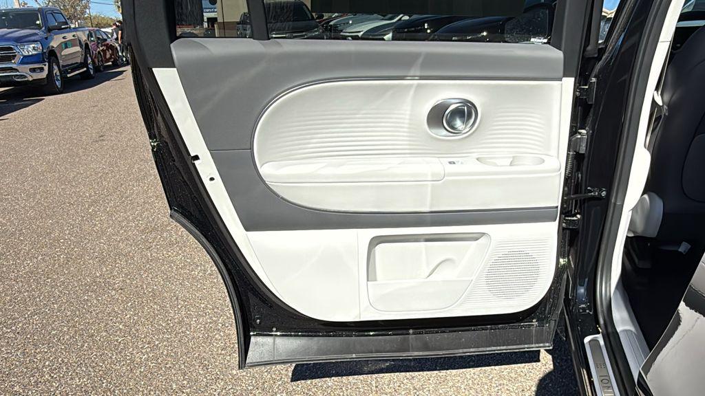 2026 Hyundai IONIQ 9 SEL - Photo 13