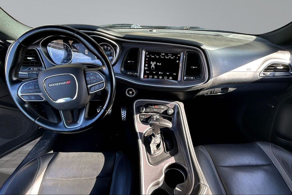 2021 Dodge Challenger SXT - Photo 8