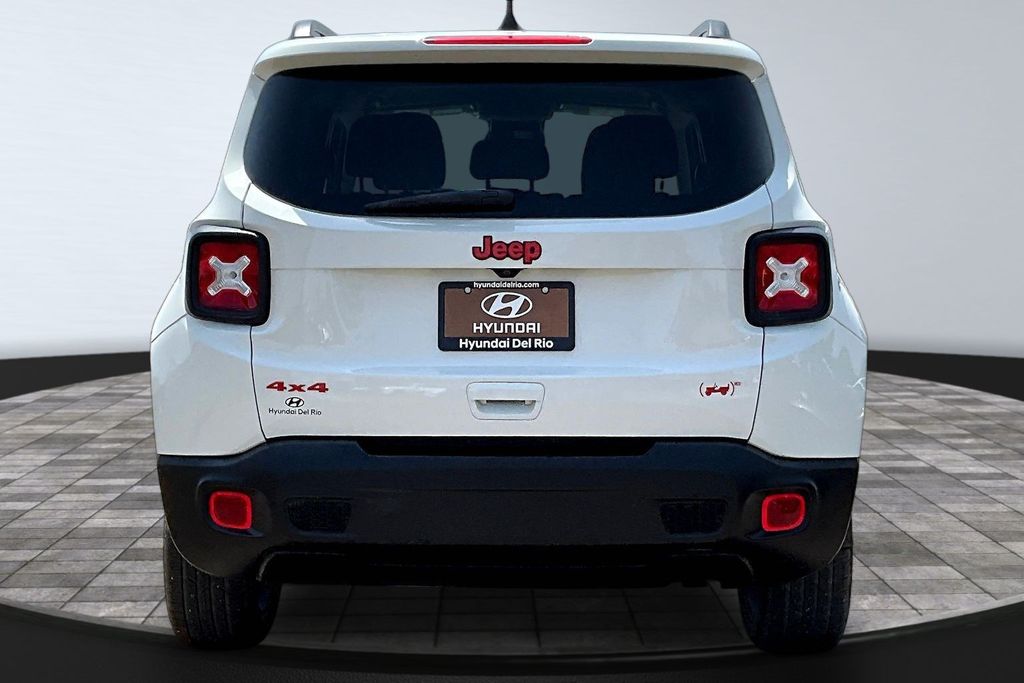 2023 Jeep Renegade Red Edition - Photo 6