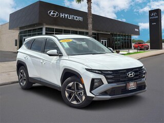 New 2025 Hyundai Tucson SEL Premium FWD SUV for sale near Uvalde, Texas