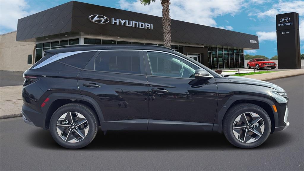 New 2025 Hyundai Tucson SEL Premium FWD SUV