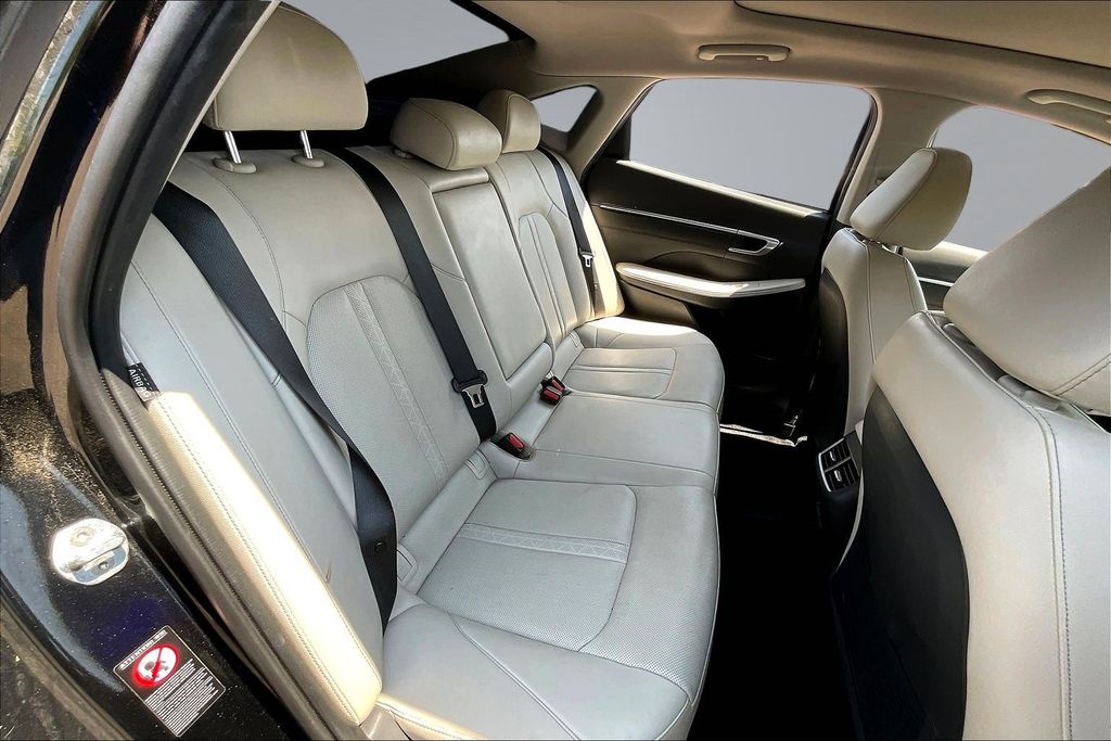 2022 Hyundai Sonata Limited - Photo 25
