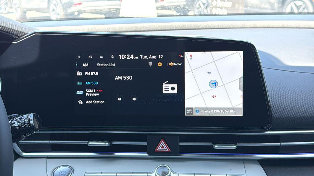 2025 Hyundai Elantra Limited - Photo 21