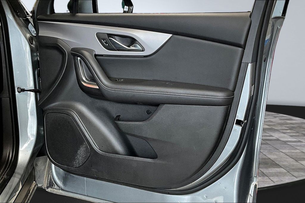 2025 Chevrolet Blazer 2LT - Photo 29