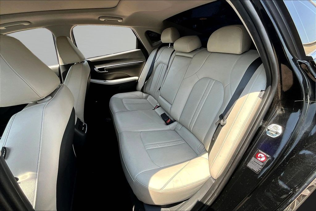 2022 Hyundai Sonata Limited - Photo 22