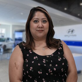 Staff member Reina Aranda from 7dd64a72594d