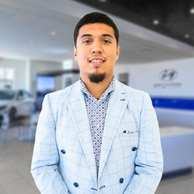 Staff member Daniel Balderas from ID_fb031a