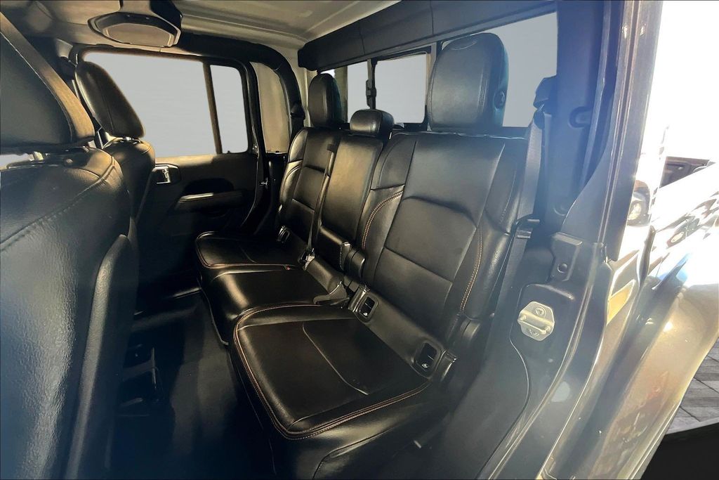 2022 Jeep Gladiator Mojave - Photo 21