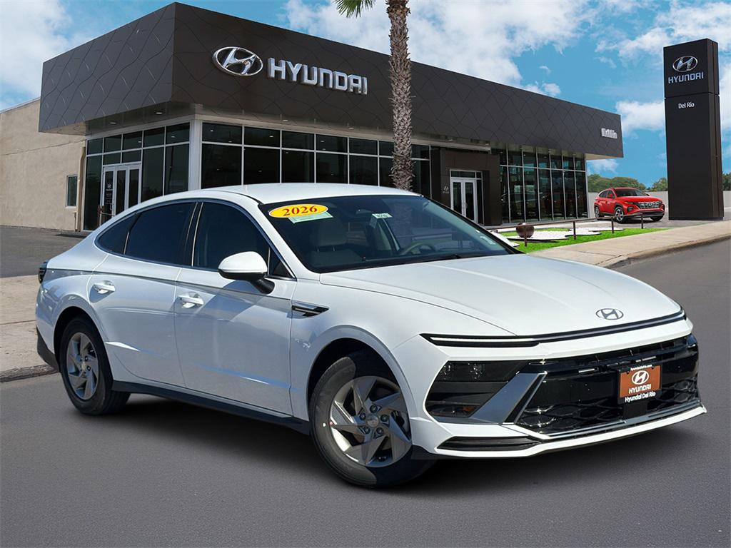 2026 Hyundai Sonata SE's photo