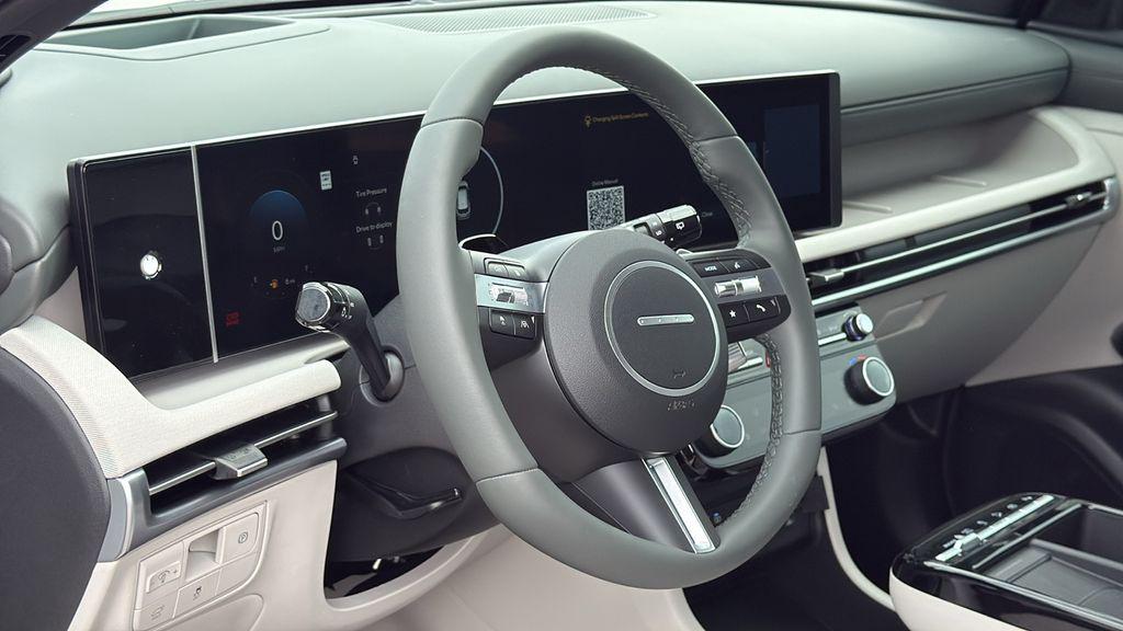 2025 Hyundai Tucson Limited - Photo 7
