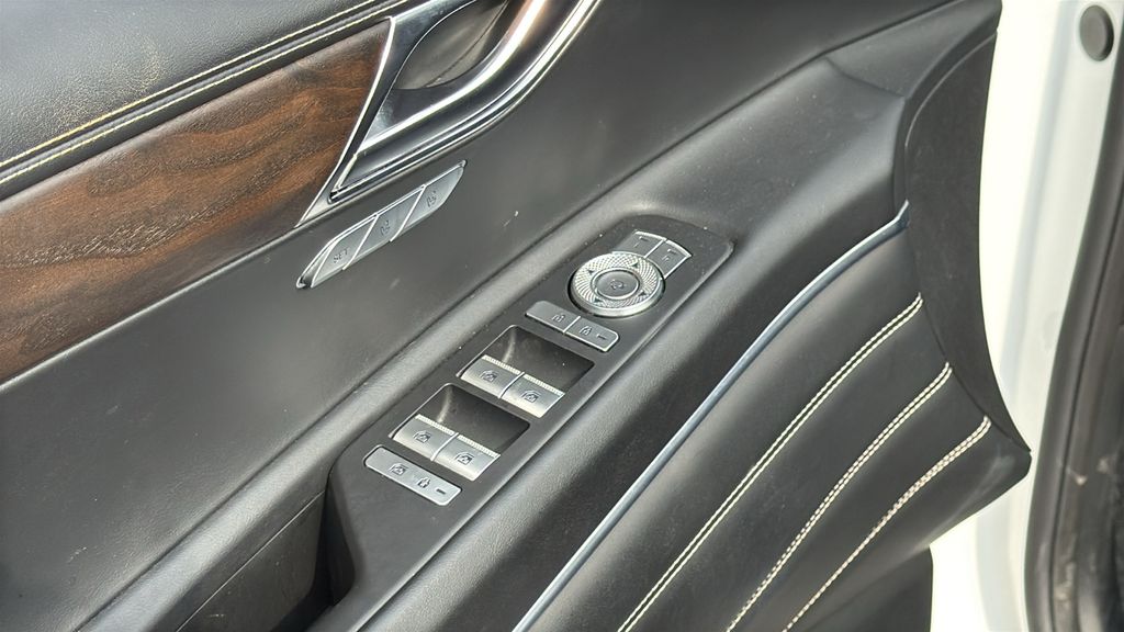 2024 GENESIS GV80 Standard - Photo 9