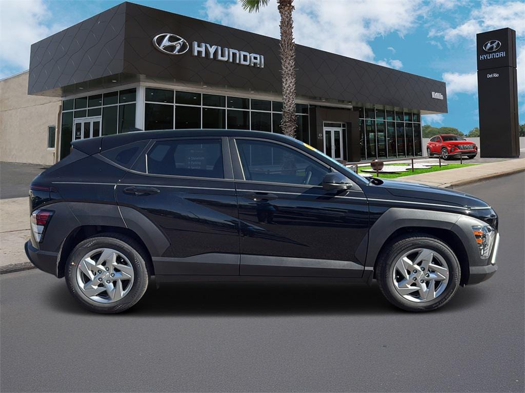 New 2026 Hyundai Kona SE FWD SUV