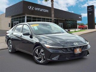 New 2025 Hyundai Elantra Limited Sedan for sale near Uvalde, Texas