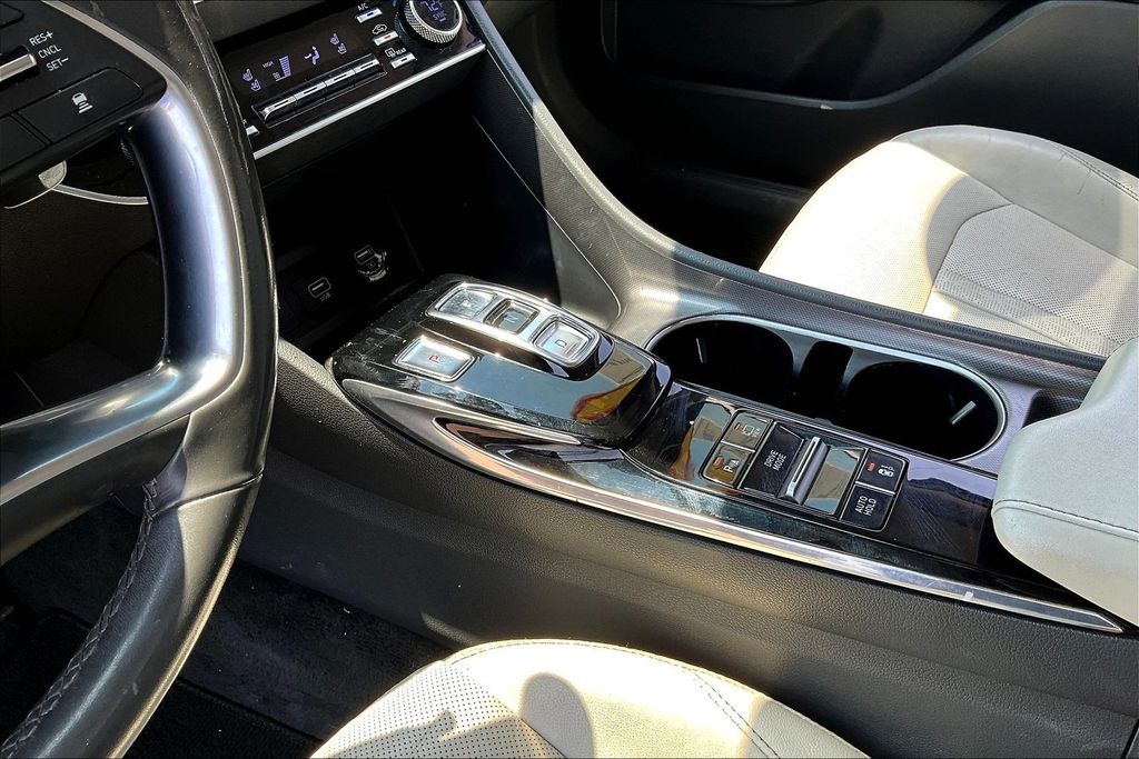 2022 Hyundai Sonata Limited - Photo 18