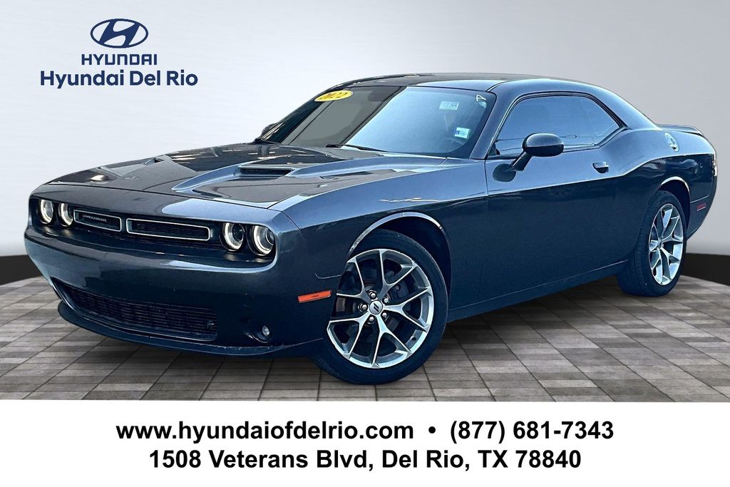 2021 Dodge Challenger SXT Auto's photo