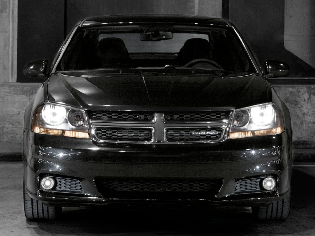 Used 2014 Dodge Avenger SE Sedan